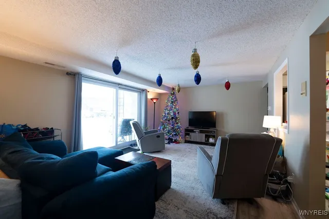 $170,000 | 98A Foxberry Drive, Unit A, Amherst, NY 14068