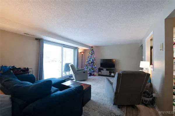 $162,900 | 98A Foxberry Drive, Unit A, Amherst, NY 14068