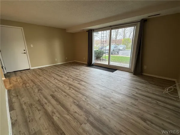 $162,500 | 98A Foxberry Drive, Unit A, Amherst, NY 14068