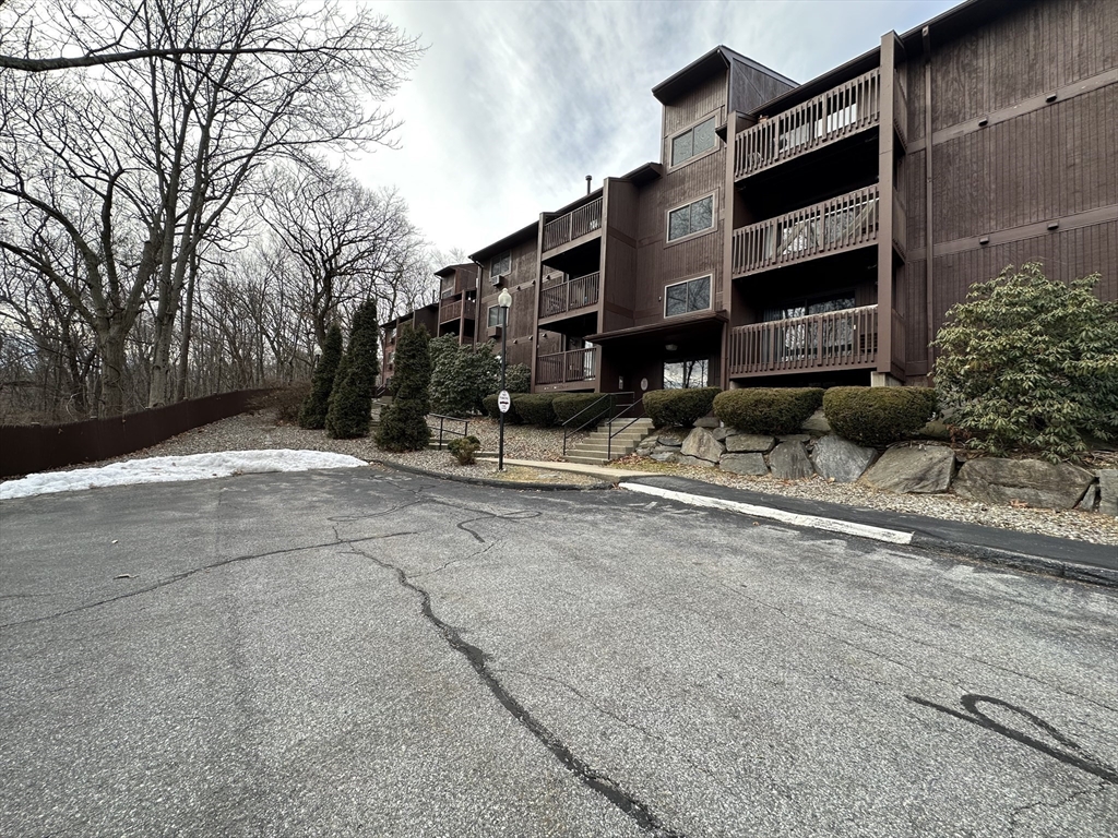 340 Sunderland Road, Unit 17A Worcester, MA 01604 - Photo 11 of 27