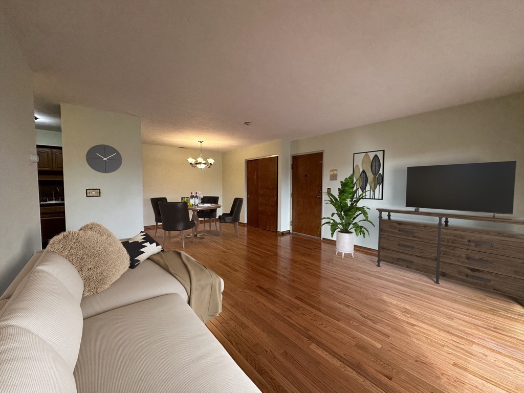 340 Sunderland Road, Unit 17A Worcester, MA 01604 - Photo 2 of 27