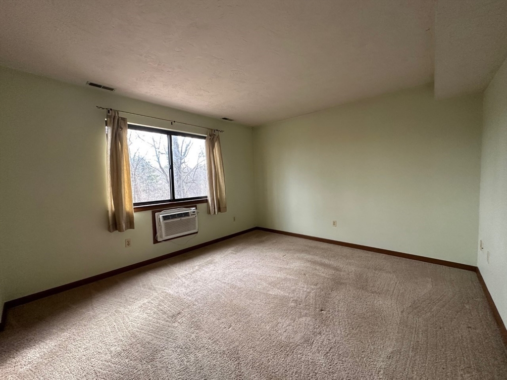 340 Sunderland Road, Unit 17A Worcester, MA 01604 - Photo 22 of 27