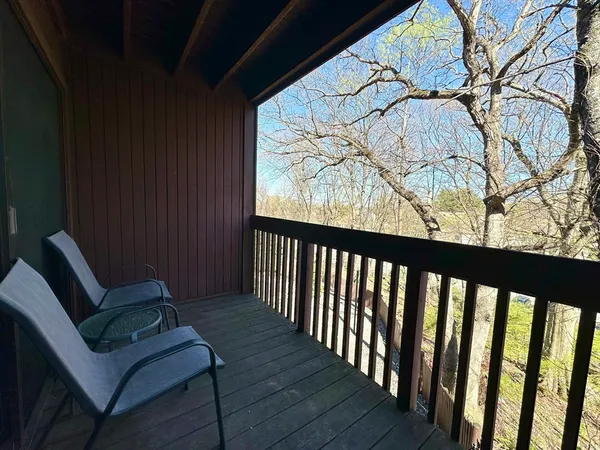$2,150 | 340 Sunderland Road, Unit 17A, Worcester, MA 01604