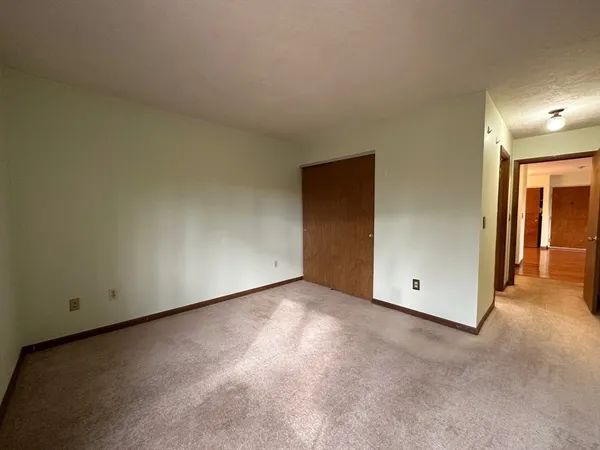 $2,190 | 340 Sunderland Road, Unit 17A, Worcester, MA 01604