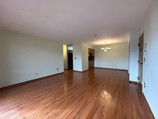 $2,150 | 340 Sunderland Road, Unit 17A, Worcester, MA 01604