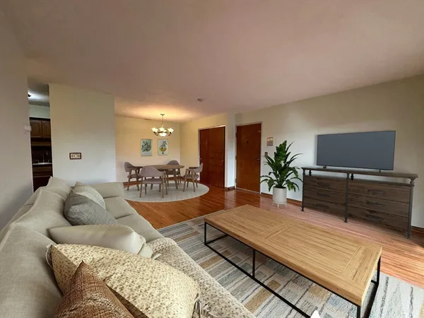 $2,150 | 340 Sunderland Road, Unit 17A, Worcester, MA 01604
