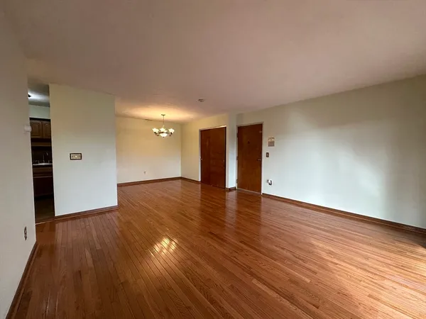 $2,150 | 340 Sunderland Road, Unit 17A, Worcester, MA 01604
