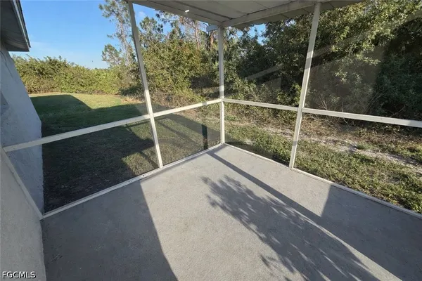 $1,300 | 953 Eisenhower Boulevard, Lehigh Acres, FL 33974