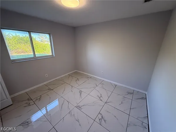 $1,300 | 953 Eisenhower Boulevard, Lehigh Acres, FL 33974