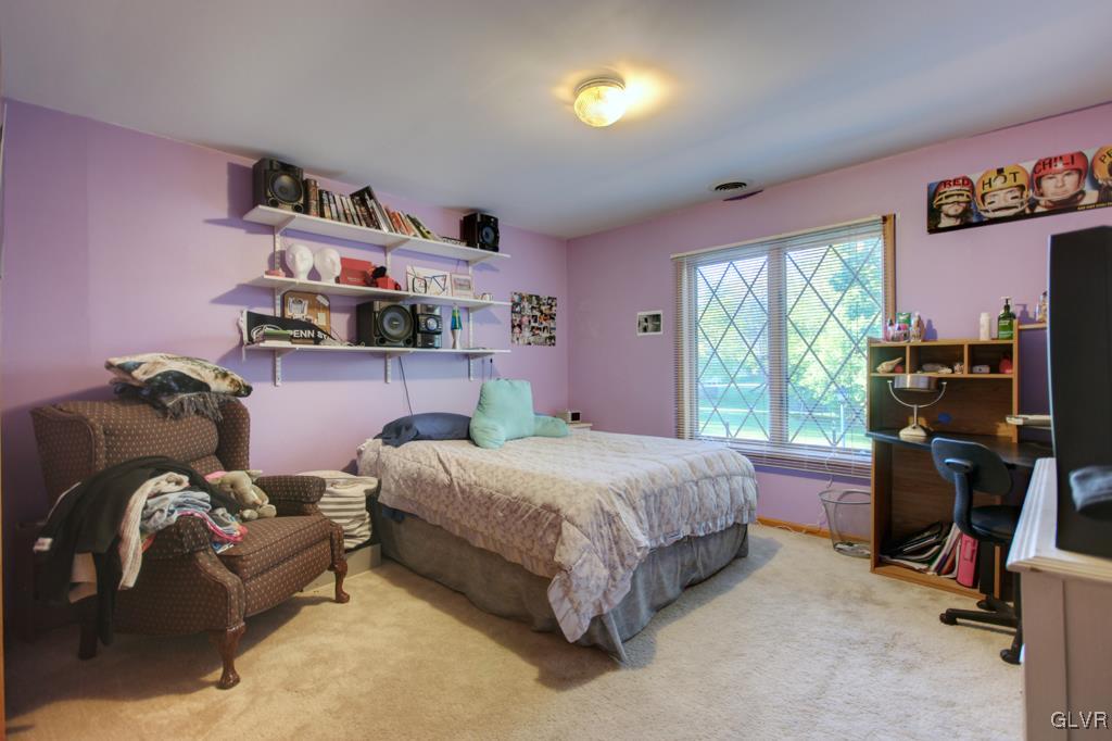1352 Hampton Road Allentown, PA 18104 - Photo 28 of 38 Gallery Image 28