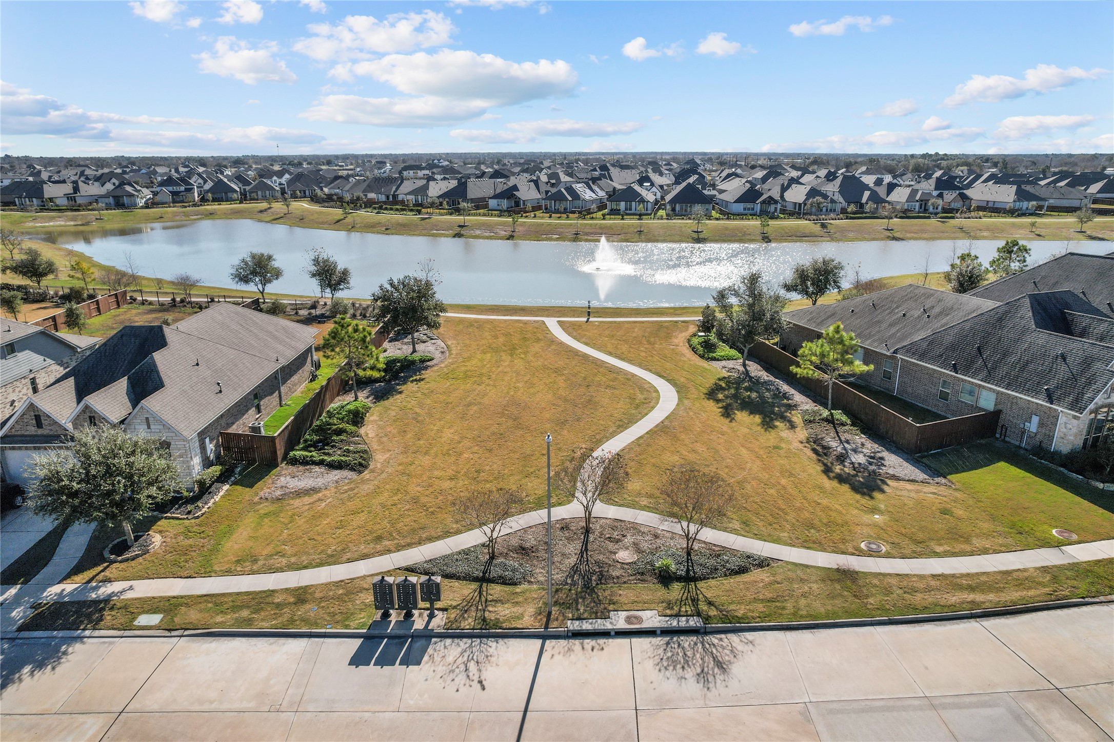 10010 Napier Drive Rosharon, TX 77583 - Photo 33 of 38 Kepler Cove