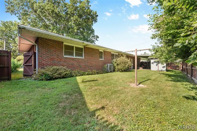 $140,000 | 115 West Loud Street, Virden, IL 62690