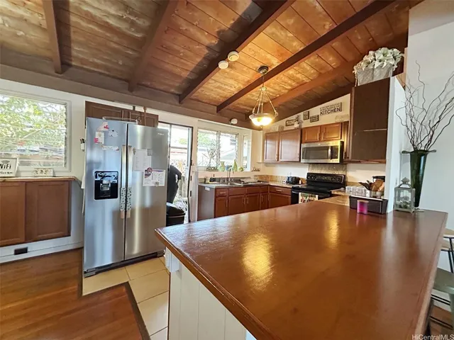 $4,700 | 94-334 Pupukahi Place, Waipahu, HI 96797