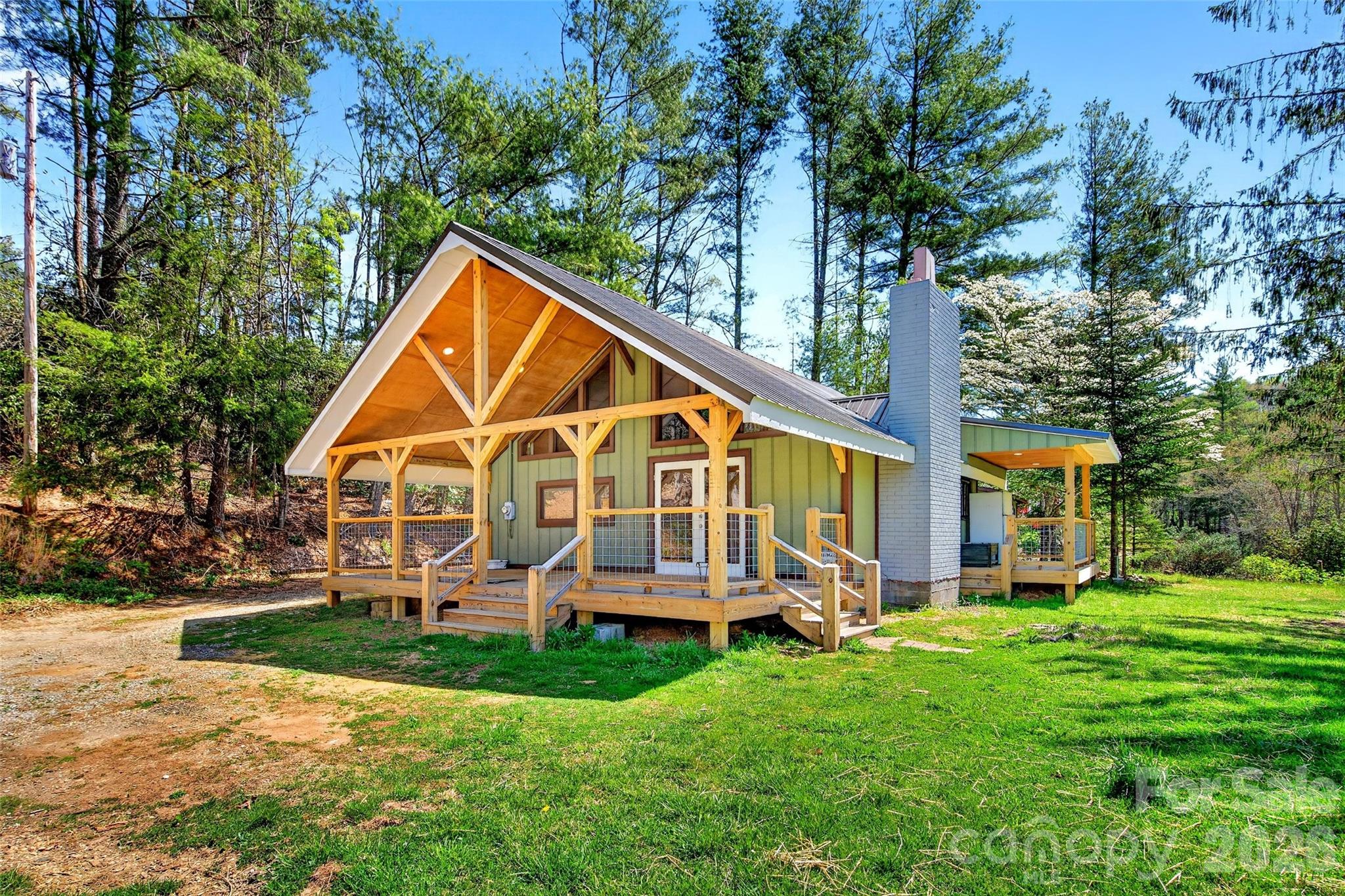 1959 Jacksontown Road Spruce Pine, NC 28777 - Photo 2 of 48