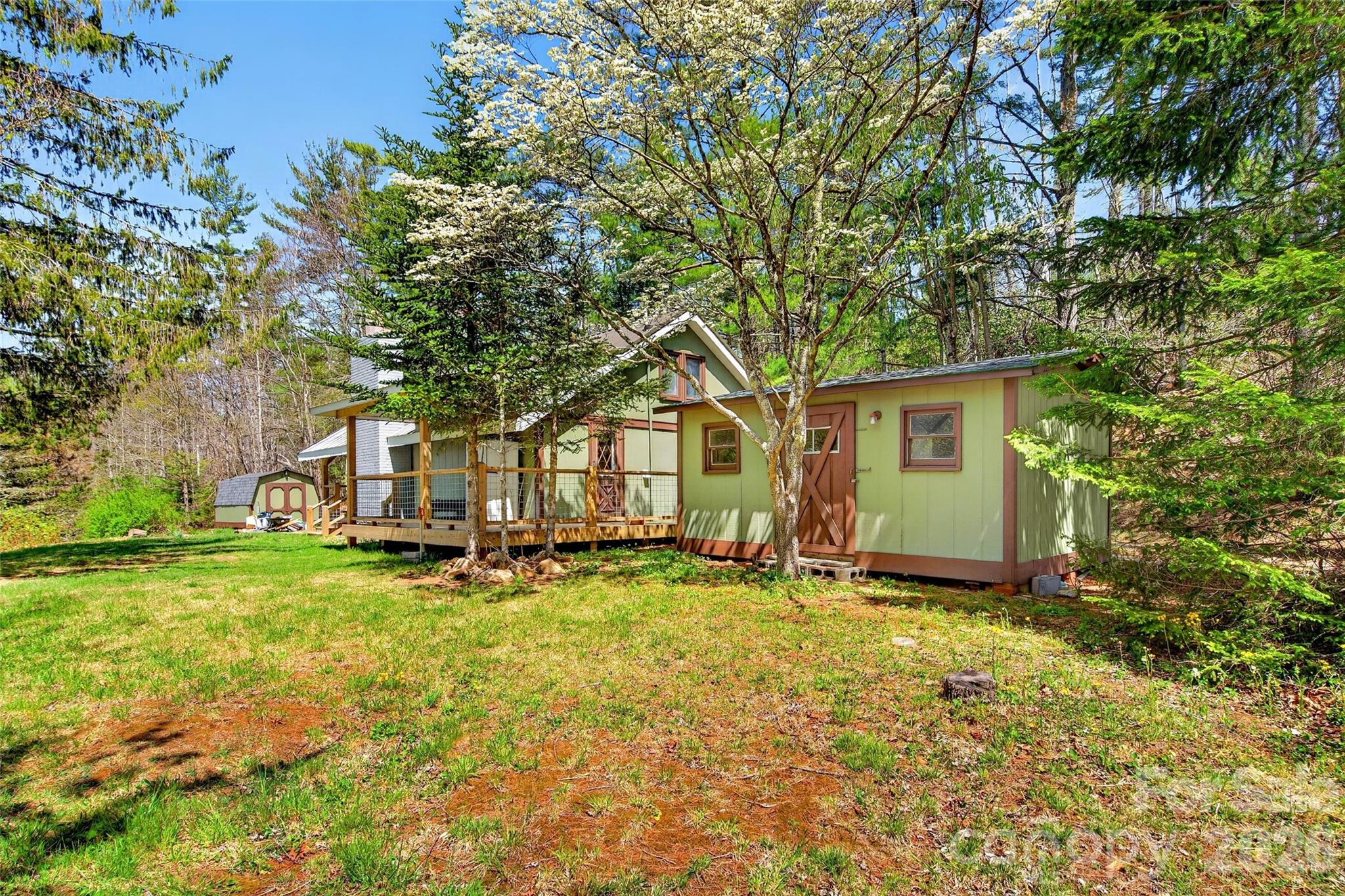 1959 Jacksontown Road Spruce Pine, NC 28777 - Photo 3 of 48