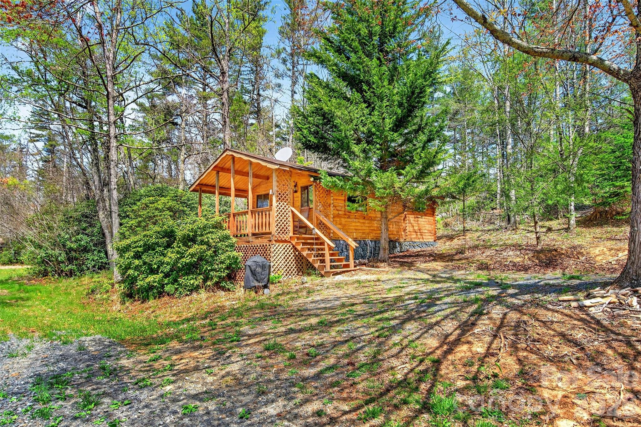 1959 Jacksontown Road Spruce Pine, NC 28777 - Photo 31 of 48