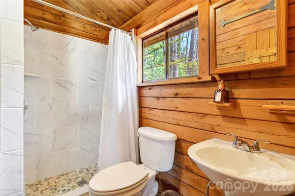 $549,000 | 1959 Jacksontown Road, Spruce Pine, NC 28777