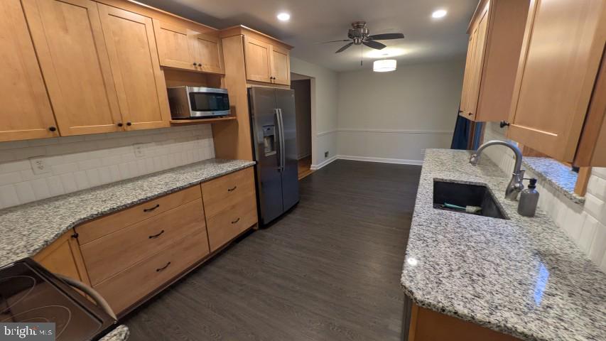 22 West Dale Road Wilmington, DE 19810 - Photo 11 of 24 Modern kitchen with sleek finishes.