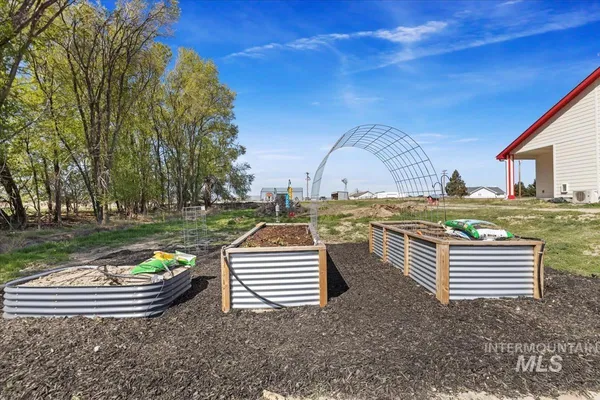 $649,000 | 3520 Highway 95, Homedale, ID 83628