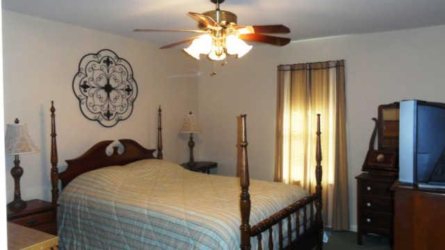 33 Fox Chase Road Manchester, TN 37355 - Photo 14 of 20 Bedroom 3