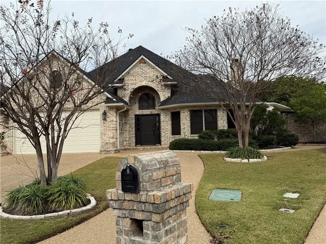 $3,500 | 5009 Fairfield Court, Bryan, TX 77802