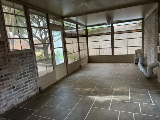 $3,500 | 5009 Fairfield Court, Bryan, TX 77802