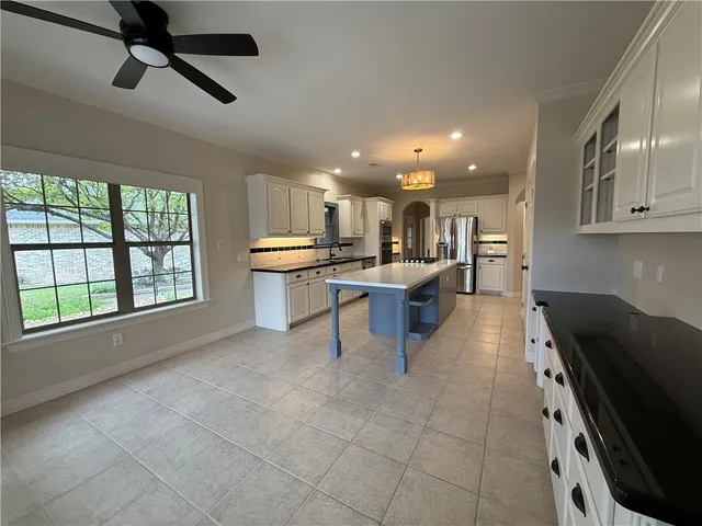 $3,500 | 5009 Fairfield Court, Bryan, TX 77802