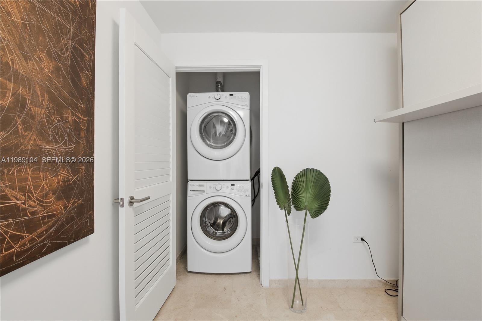 88 Southwest 7th Street, Unit 2404 Miami, FL 33130 - Photo 14 of 20