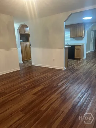 $2,000 | 106 Hickory Street, Bloomingdale, GA 31302