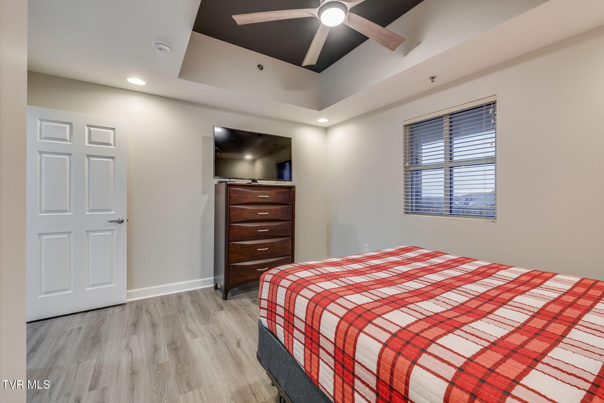 120 Raceday Center Drive, Unit 604 Bristol, TN 37620 - Photo 24 of 46 023