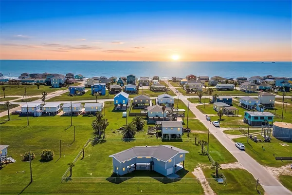 $335,000 | 219 Fort Velasco Drive, Freeport, TX 77541