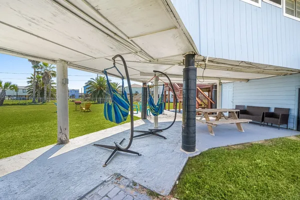 $335,000 | 219 Fort Velasco Drive, Freeport, TX 77541