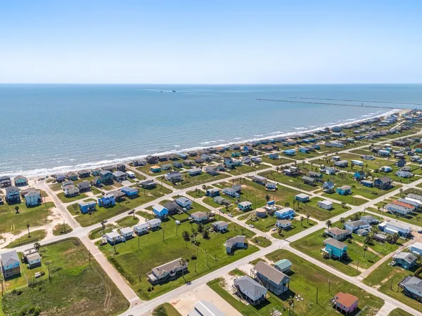 $335,000 | 219 Fort Velasco Drive, Freeport, TX 77541