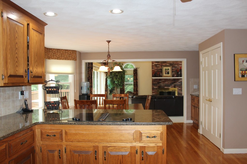 5 Ridge Road Hopkinton, MA 01748 - Photo 6 of 30 Gallery Image 6