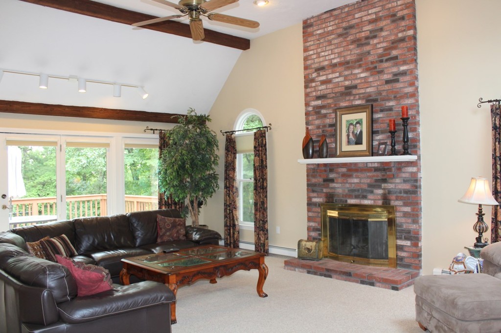 5 Ridge Road Hopkinton, MA 01748 - Photo 7 of 30 Gallery Image 7
