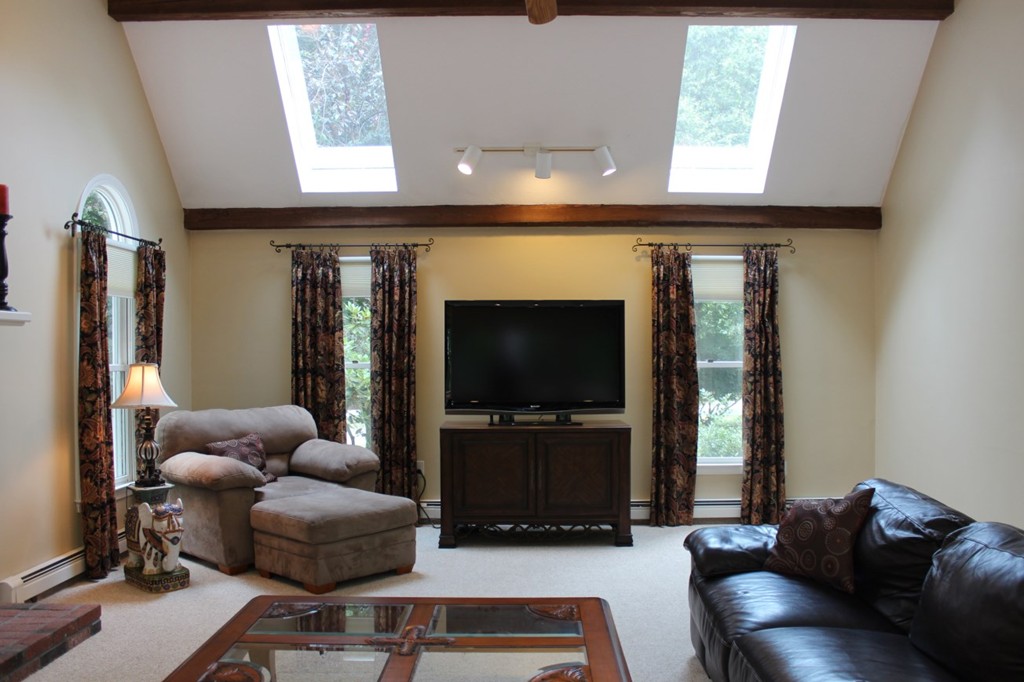 5 Ridge Road Hopkinton, MA 01748 - Photo 8 of 30 Gallery Image 8