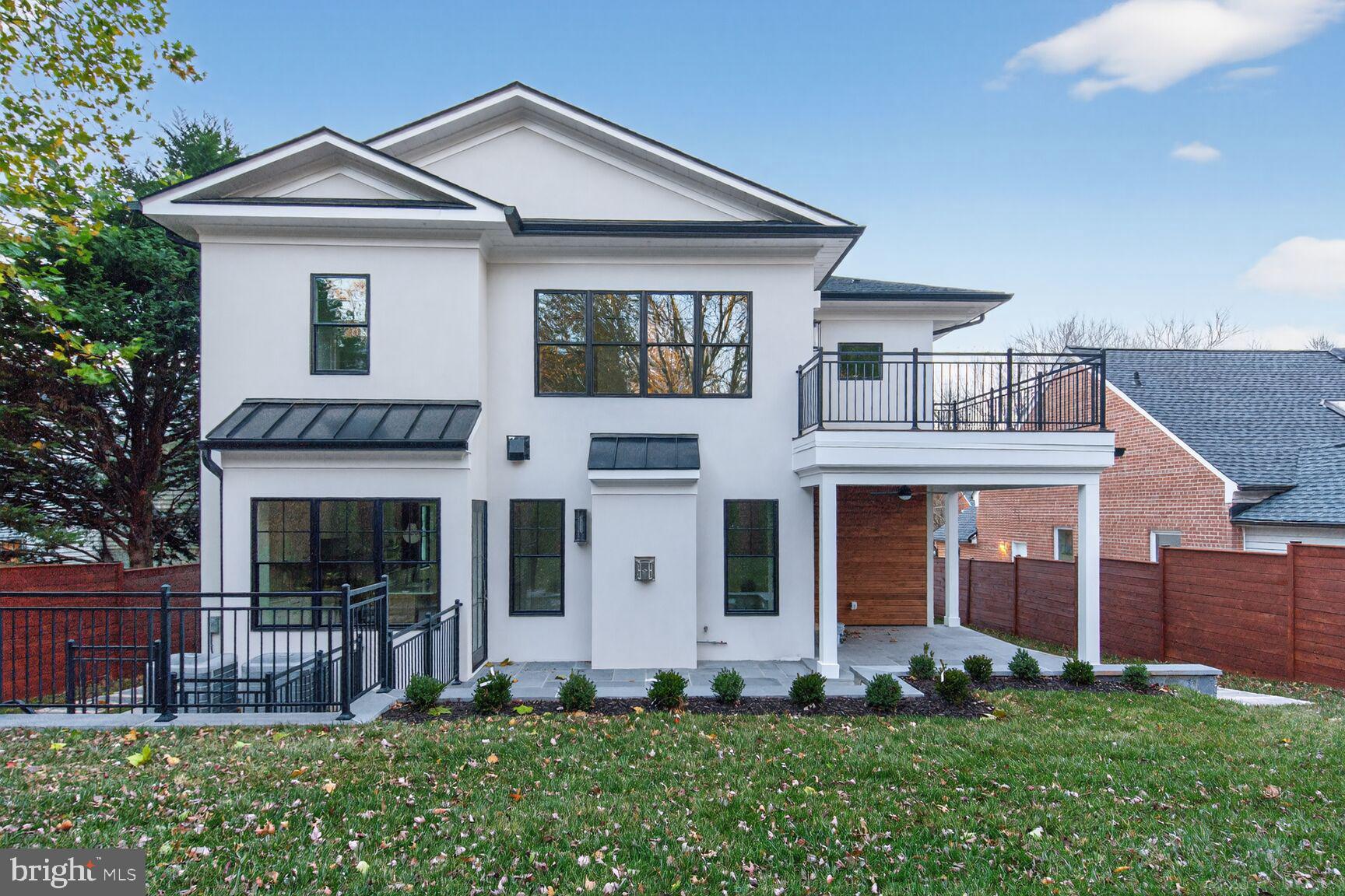 5407 Center Street Chevy Chase, MD 20815 - Photo 4 of 81