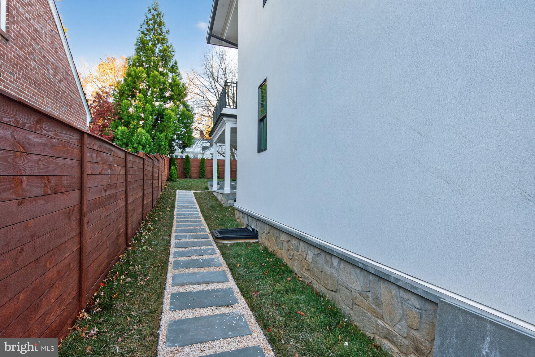 5407 Center Street Chevy Chase, MD 20815 - Photo 9 of 81