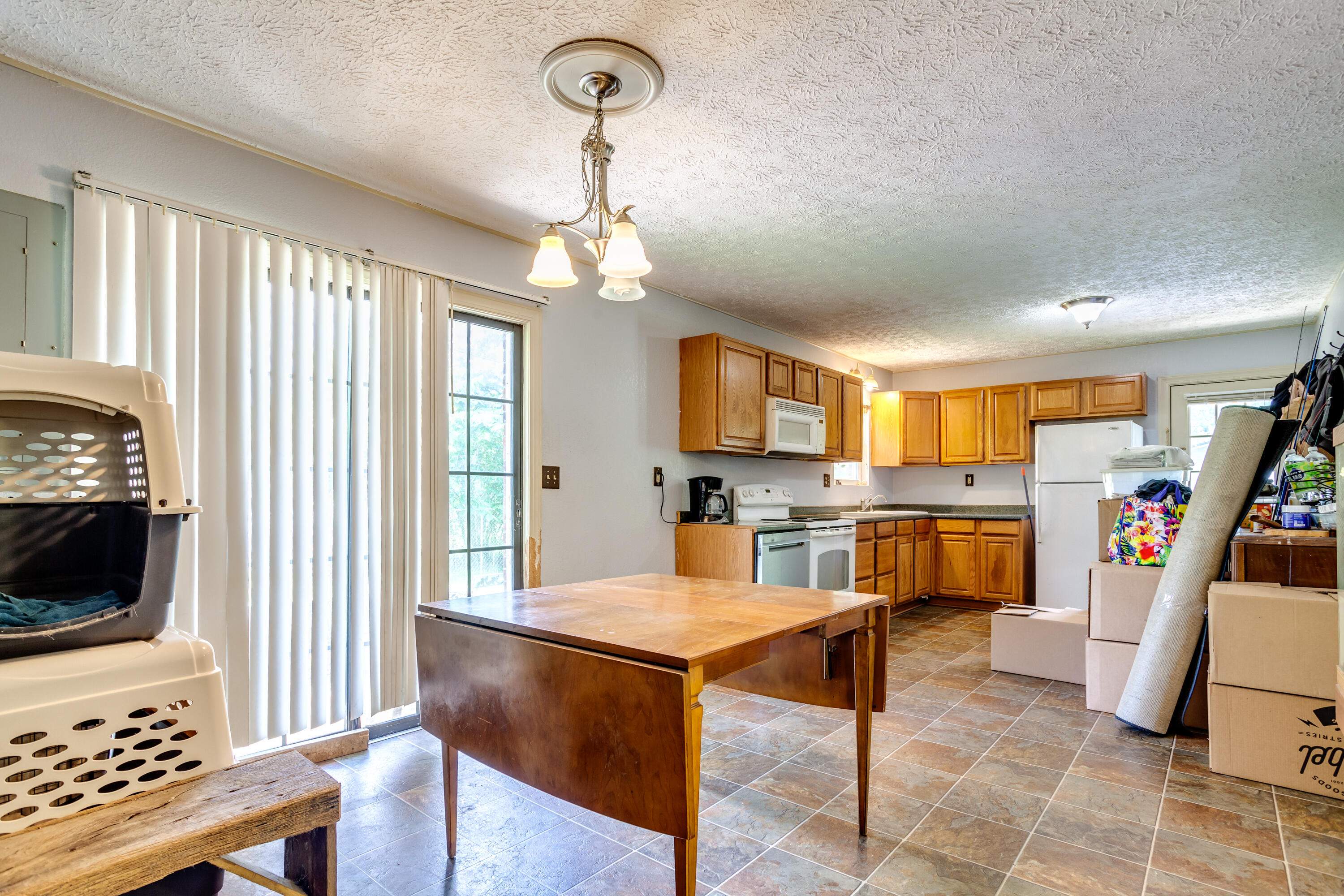 2443 Green Valley Road Sevierville, TN 37876 - Photo 11 of 20 011210614-3-2443GreenValleyRdSevierville