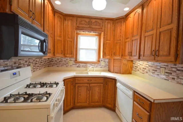 $1,700 | 151 Crescent Street, Elkhart, IN 46516