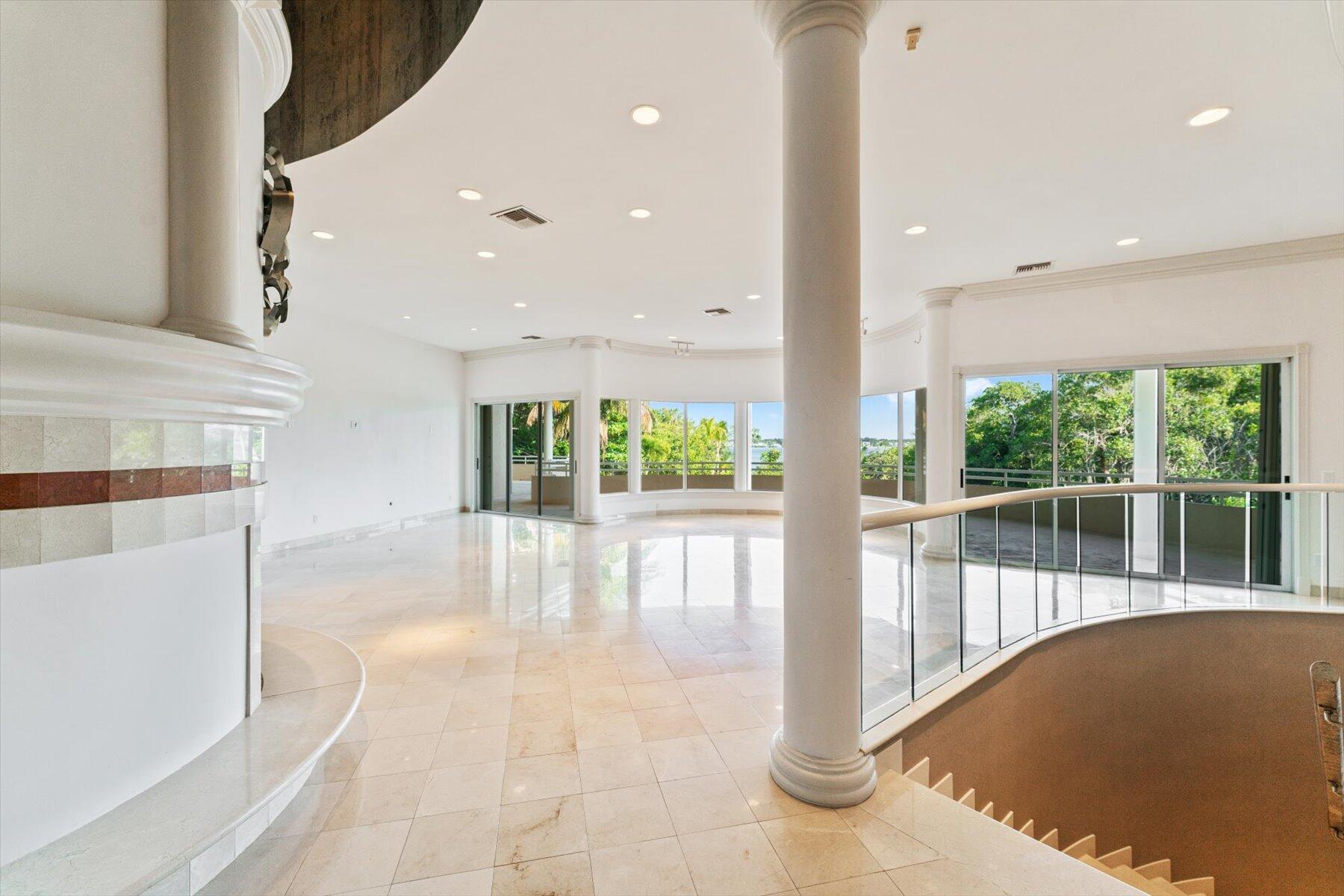 49 West High Point Road Sewall's Point, FL 34996 - Photo 19 of 99 018-DSC01724