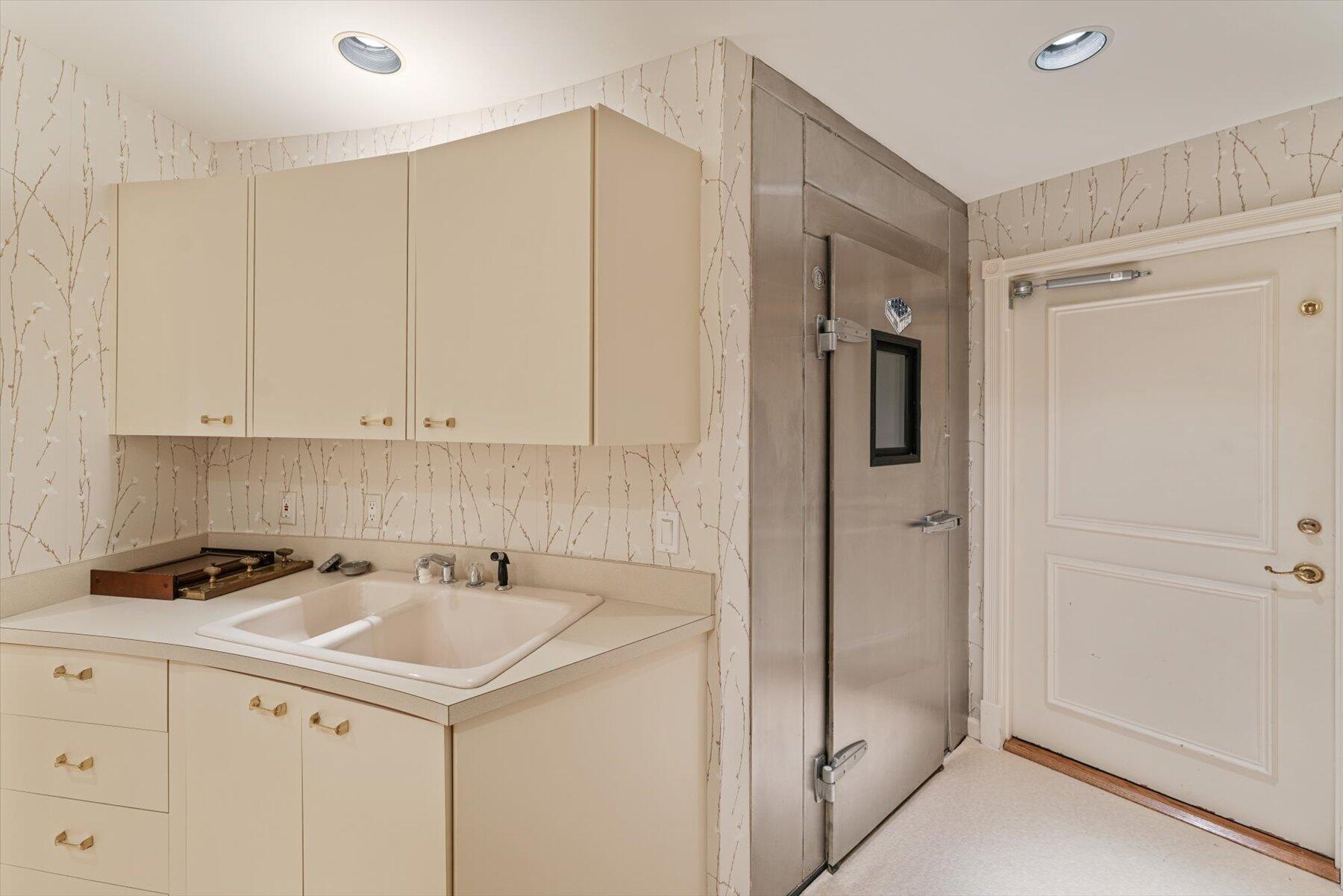 49 West High Point Road Sewall's Point, FL 34996 - Photo 40 of 99 035-DSC01844