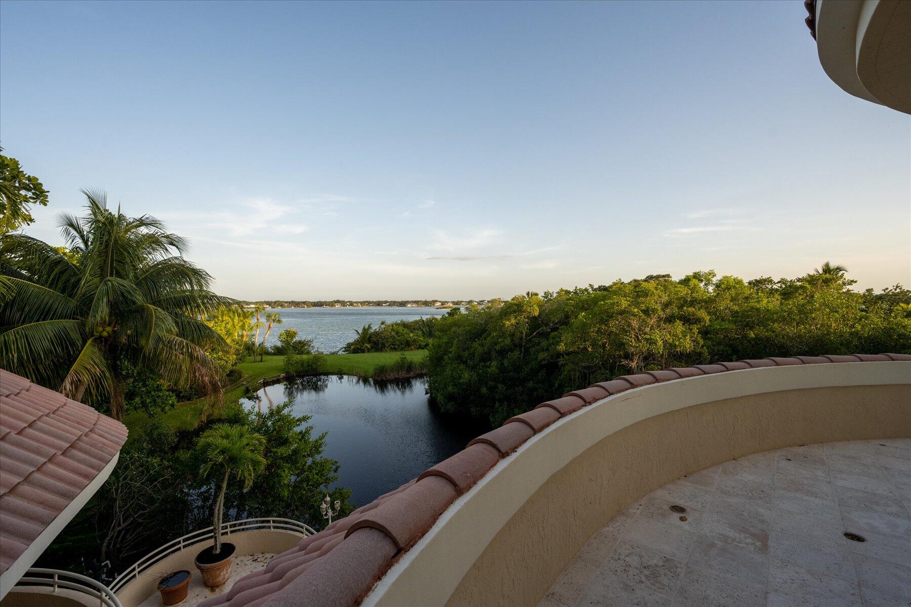 49 West High Point Road Sewall's Point, FL 34996 - Photo 66 of 99 087-DSC_1978