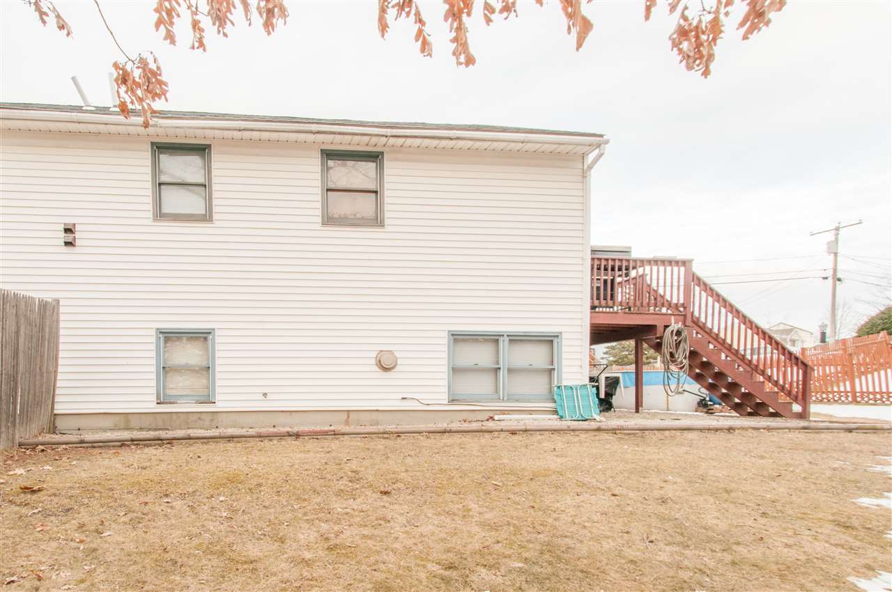 61 L Derryfield Road Derry, NH 03038 - Photo 3 of 17