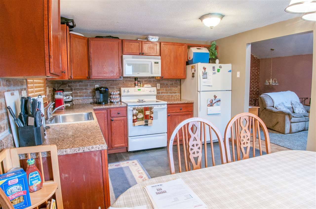 61 L Derryfield Road Derry, NH 03038 - Photo 5 of 17