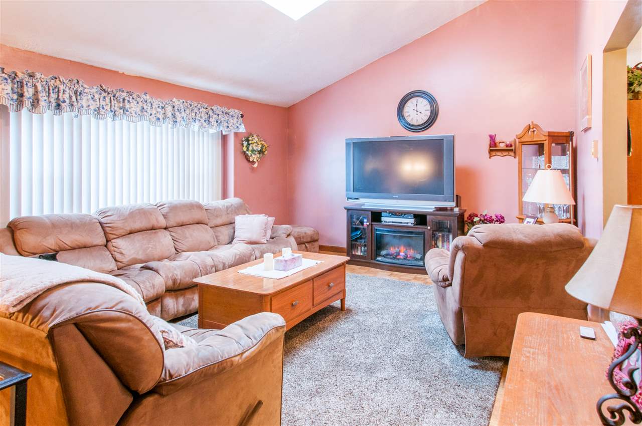 61 L Derryfield Road Derry, NH 03038 - Photo 7 of 17