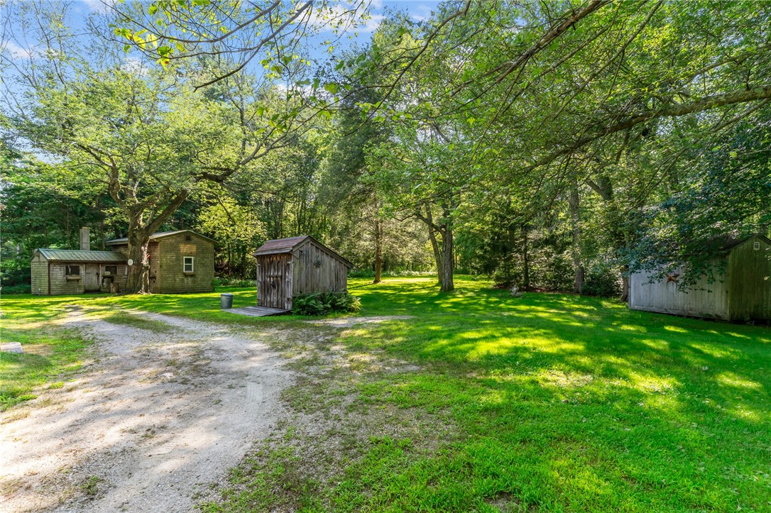 211 Nooseneck Hill Road Exeter, RI 02822 - Photo 3 of 24