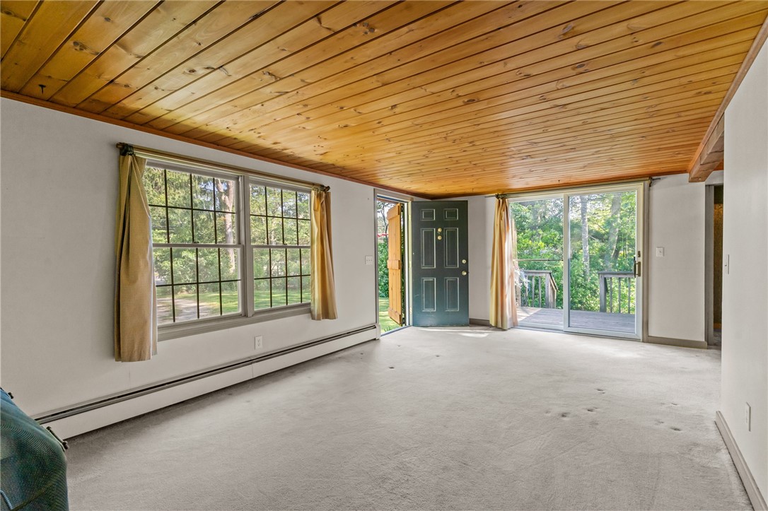 211 Nooseneck Hill Road Exeter, RI 02822 - Photo 9 of 24