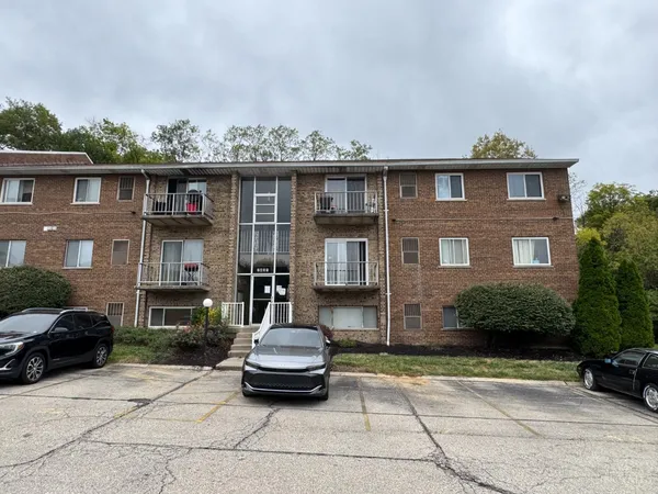 $85,000 | 2431 Mustang Drive, Unit 14, Cincinnati, OH 45211