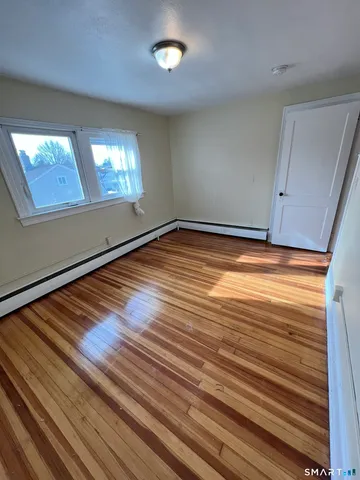 a view of empty room with window